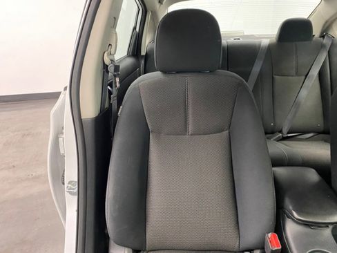 Used 2016 Nissan Sentra S image 23