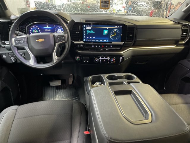 Used 2026 Chevrolet Silverado 2500 LT AWD/4WD image 7