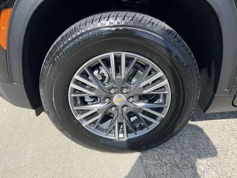 New 2026 Chevrolet Traverse LT w/ LPO, Floor Liner Package image 33