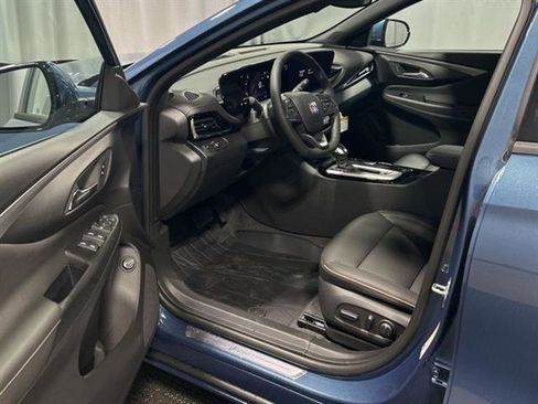 New 2025 Buick Envista Avenir image 23