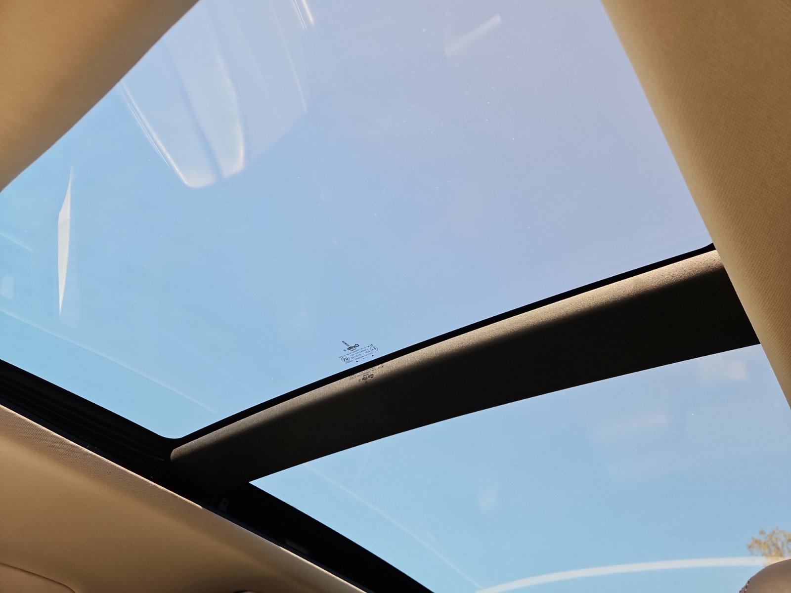 Used 2017 Lincoln MKC Reserve FWD image 18