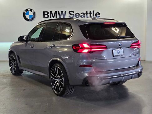 New 2026 BMW X5 M60i w/ Executive Package image 4