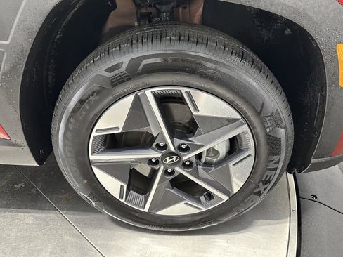 Certified 2025 Hyundai Tucson SEL image 8