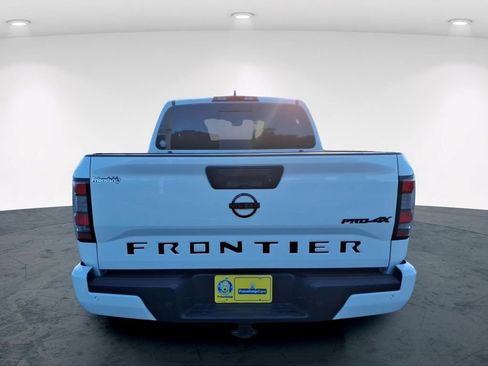 Used 2024 Nissan Frontier PRO-4X w/ Technology Package AWD/4WD image 10