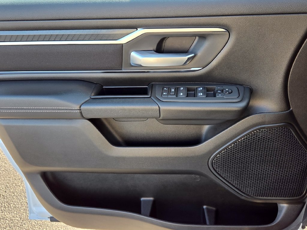 Used 2025 RAM 1500 Big Horn RWD image 30