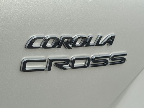 New 2026 Toyota Corolla Cross XLE FWD image 15