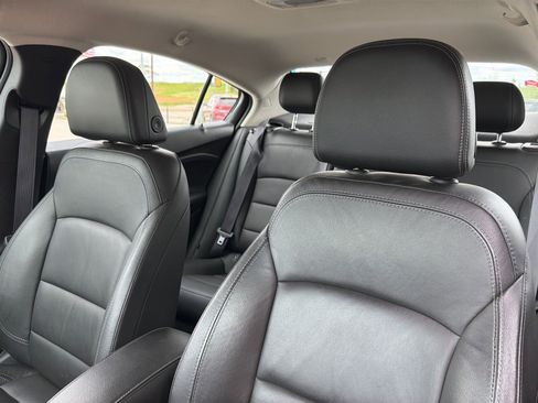 Used 2016 Chevrolet Cruze Premier FWD image 18
