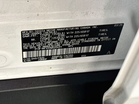 Used 2025 Toyota RAV4 LE AWD/4WD image 12