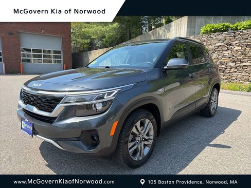 Used 2023 Kia Seltos S AWD/4WD image 1