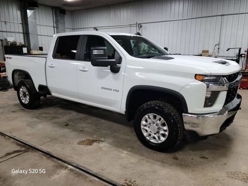Used 2021 Chevrolet Silverado 2500 LT w/ Fleet Comfort Package image 9