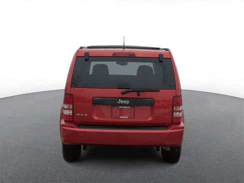 Used 2010 Jeep Liberty Sport w/ Popular Equipment Group image 7