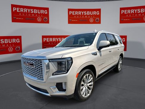 Used 2023 GMC Yukon Denali image 1