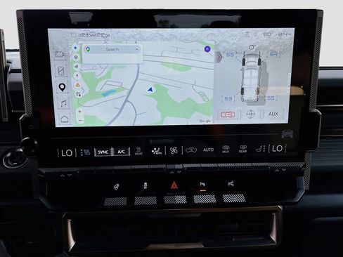 Used 2025 GMC Hummer EV 2X AWD/4WD image 23