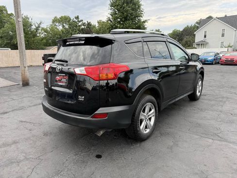 Used 2015 Toyota RAV4 XLE AWD/4WD image 5