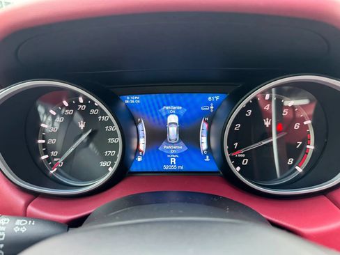 Used 2019 Maserati Levante GranSport AWD/4WD image 32