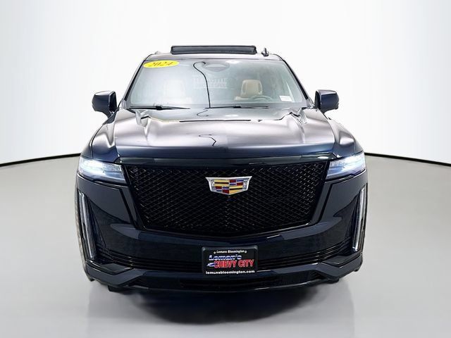 Used 2024 Cadillac Escalade Sport w/ Touring Package AWD/4WD image 2