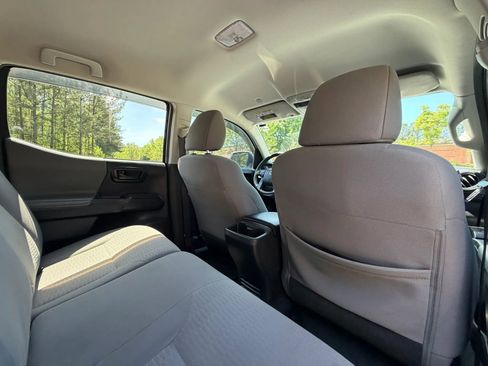 Used 2019 Toyota Tacoma SR w/ SR Convenience Package RWD image 23