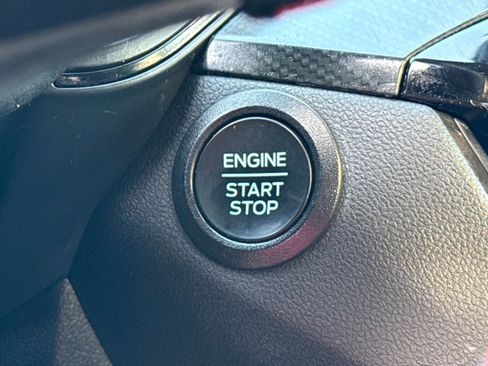 Used 2023 Ford Escape ST-Line AWD/4WD image 30