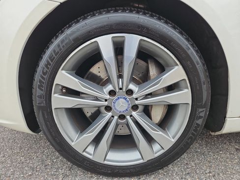 Used 2016 Mercedes-Benz S 550 Sedan image 28