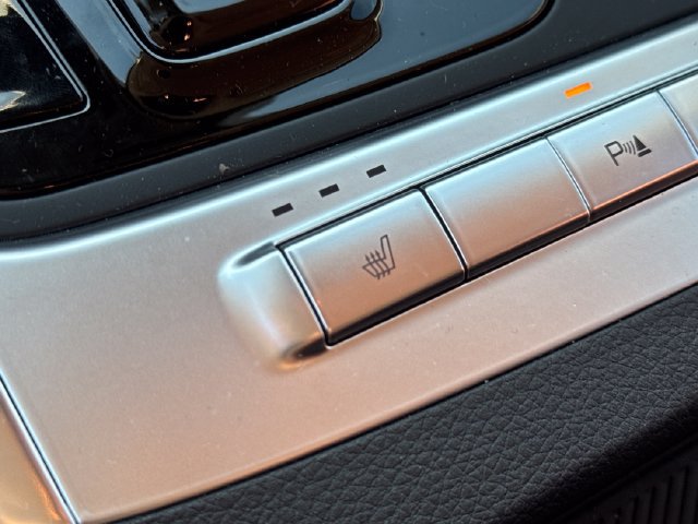 Certified 2026 Kia Carnival EX FWD image 33