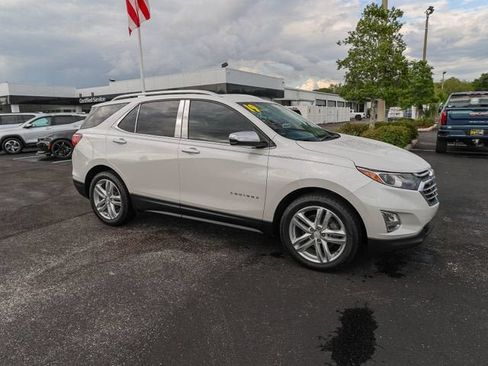 Used 2019 Chevrolet Equinox Premier FWD image 12
