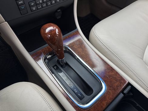 Used 2005 Buick LaCrosse CXL w/ Gold Convenience Package image 21