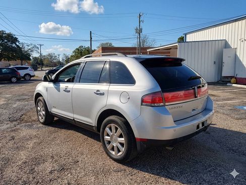 Used 2009 Lincoln MKX 2WD image 3