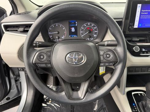 Certified 2023 Toyota Corolla Cross L FWD image 24