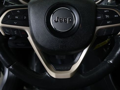 Used 2016 Jeep Cherokee Latitude image 19