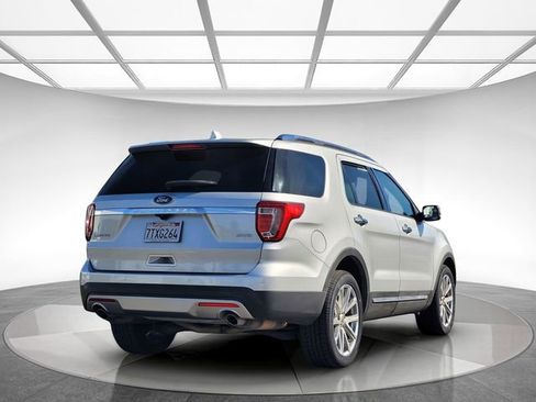 Used 2017 Ford Explorer Limited AWD/4WD image 4