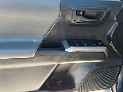 Certified 2023 Toyota Tacoma SR5 image 15