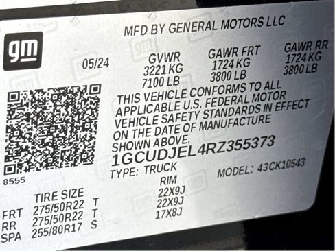Used 2024 Chevrolet Silverado 1500 High Country AWD/4WD image 25
