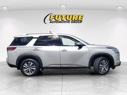 Certified 2024 Nissan Pathfinder SL w/ Cargo Package