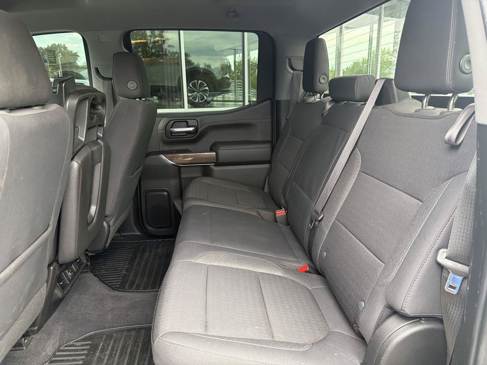 Used 2020 Chevrolet Silverado 1500 RST w/ RST Value Package AWD/4WD image 32
