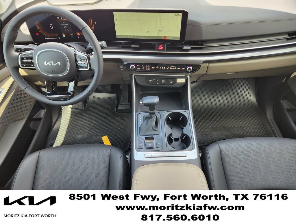 New 2026 Kia Carnival FWD image 18