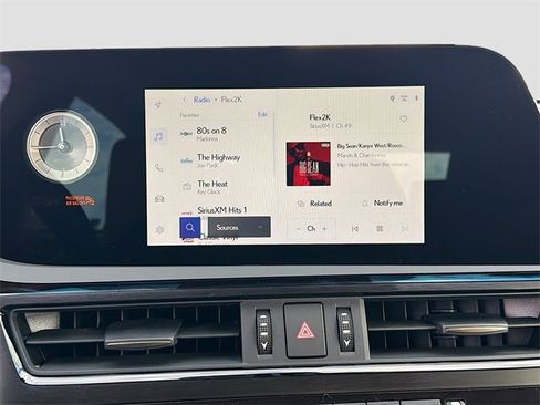 New 2025 Lexus ES 350 w/ Premium Package image 31