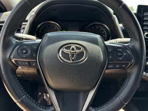 Used 2021 Toyota Camry SE w/ Convenience Package FWD image 21