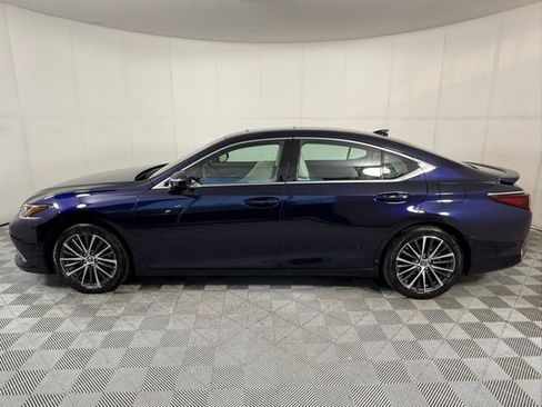 Certified 2025 Lexus ES 300h w/ Premium Package image 3