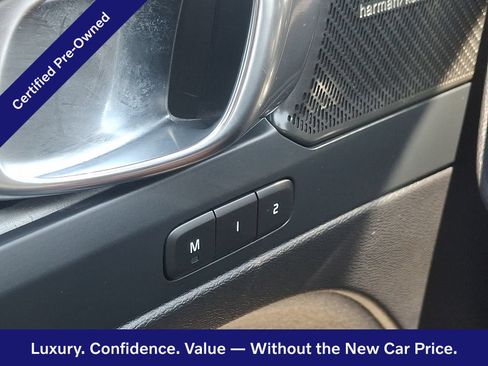 Certified 2024 Volvo XC40 B5 Ultimate w/ Climate Package AWD/4WD image 23