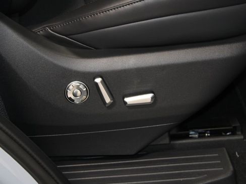 New 2025 Lincoln Navigator Reserve w/ Jet Appearance Package image 35