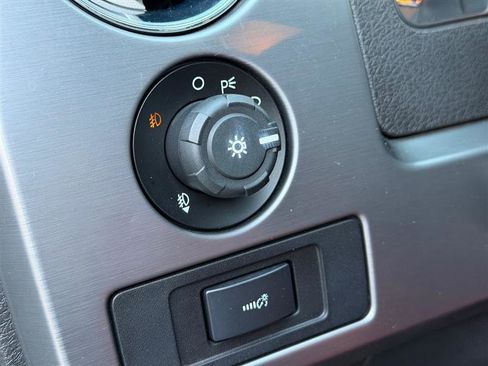 Used 2013 Ford F150 Limited image 31