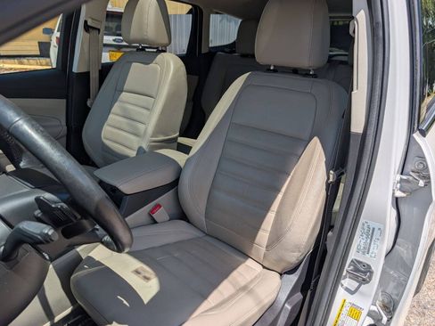 Used 2017 Ford Escape Titanium w/ Equipment Group 301A FWD image 18
