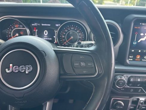 Used 2021 Jeep Wrangler Unlimited Sport image 29