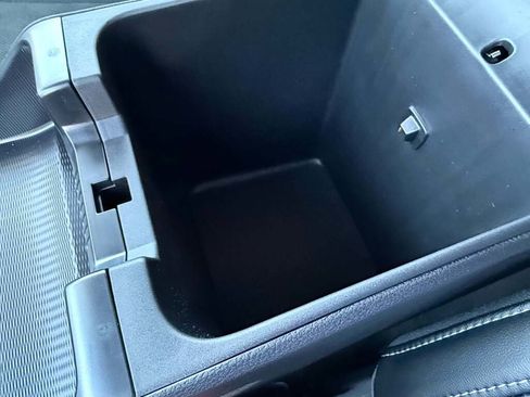 New 2026 Jeep Grand Cherokee Altitude image 37