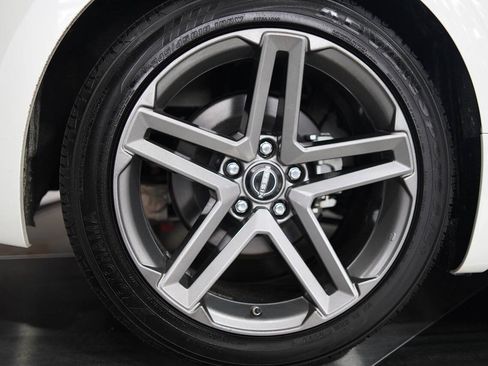 Used 2025 Nissan Z Sport w/ Floor Mat Package RWD image 62