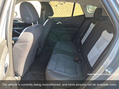 Used 2024 Chevrolet Trax LS FWD image 12