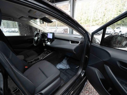 Used 2023 Toyota Corolla LE image 25