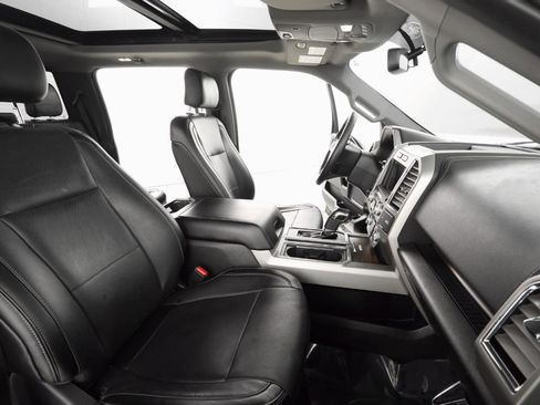 Used 2016 Ford F150 Lariat w/ Equipment Group 501A Mid image 27