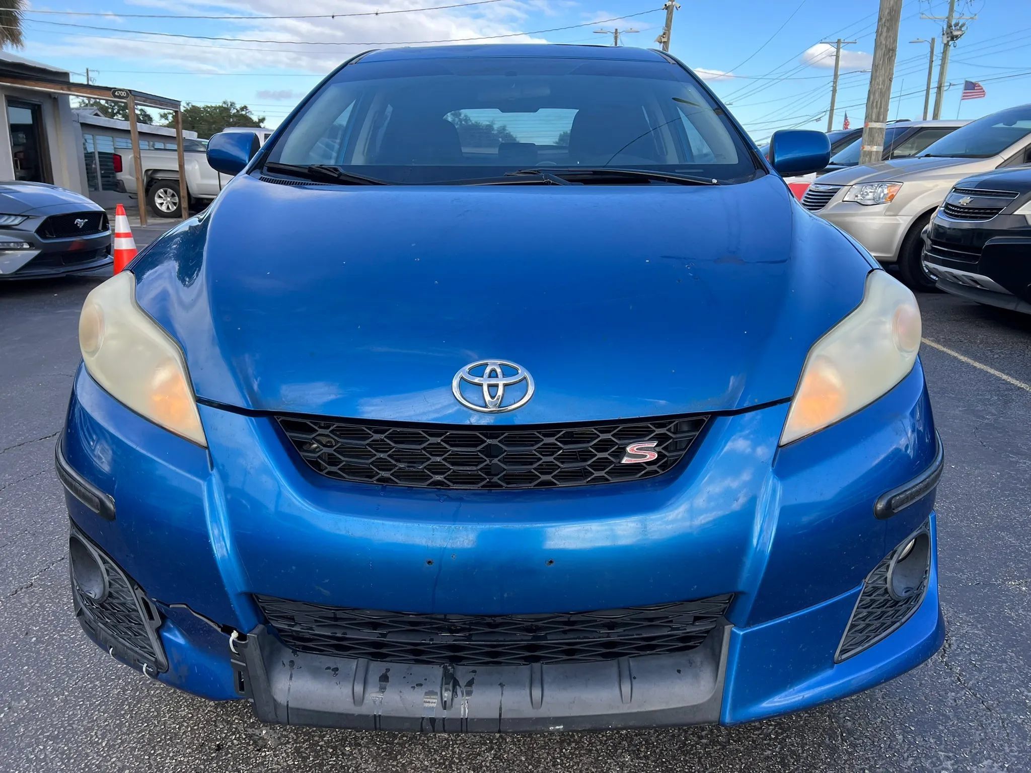 Used 2009 Toyota Matrix S w/ All Weather Guard Pkg FWD image 3