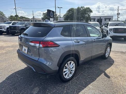 Used 2022 Toyota Corolla Cross LE FWD image 6